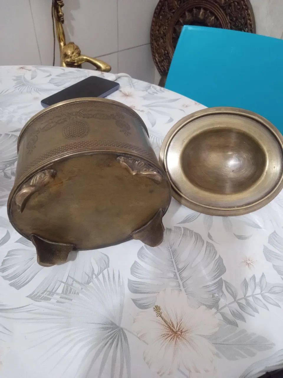 Pote de bronze.  - Foto 4