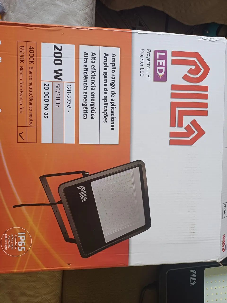 Refletor LED Philips Pila 200w - Foto 2