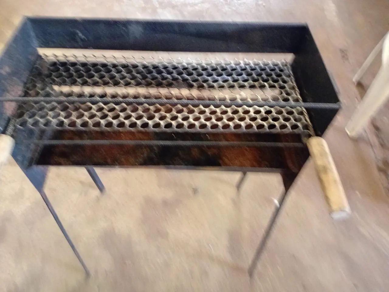 Churrasqueira com grade  - Foto 2