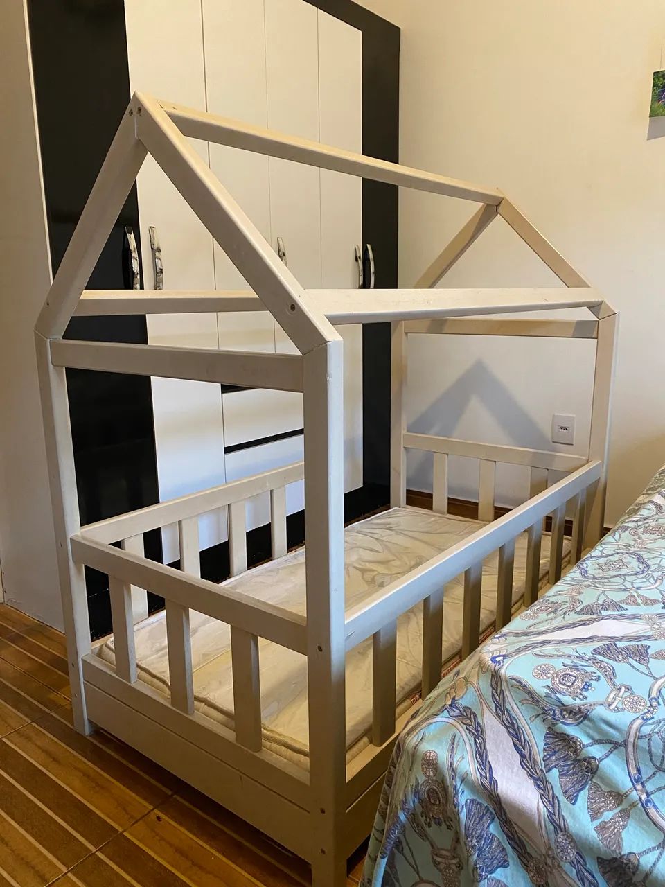 Cama montessoriana de madeira  - Foto 2
