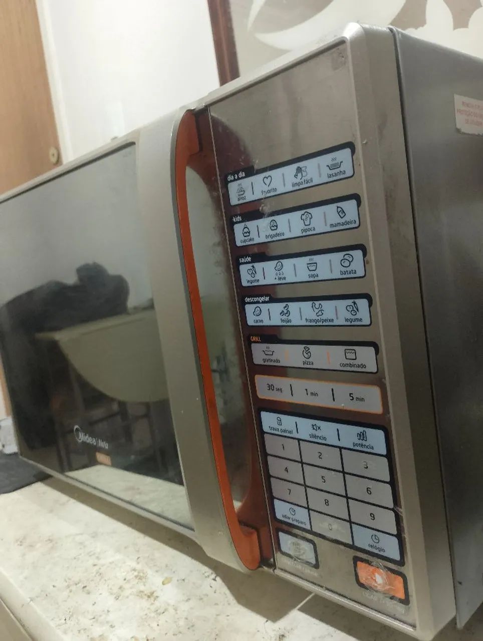 MICROONDAS MIDEA C GRILL E SELO CLASSE A 