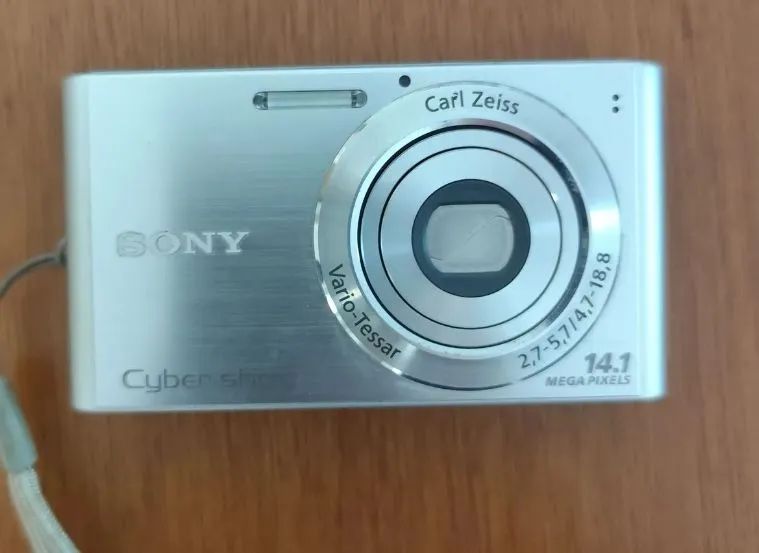 Câmera Digital Sony Cyber-shot DSC-W320 Silver - Kit Completo (Y2K