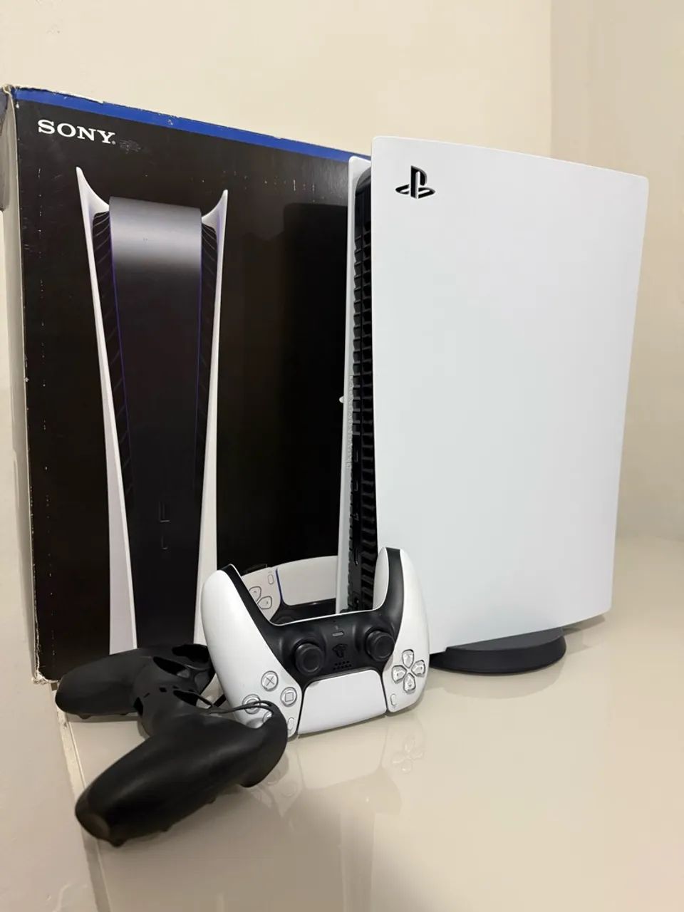 PlayStation 5 com caixa impecável  - Foto 2
