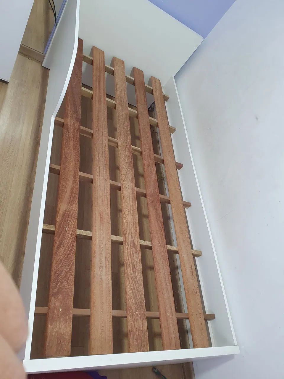 Cama de solteiro toda  em MDf - Foto 2