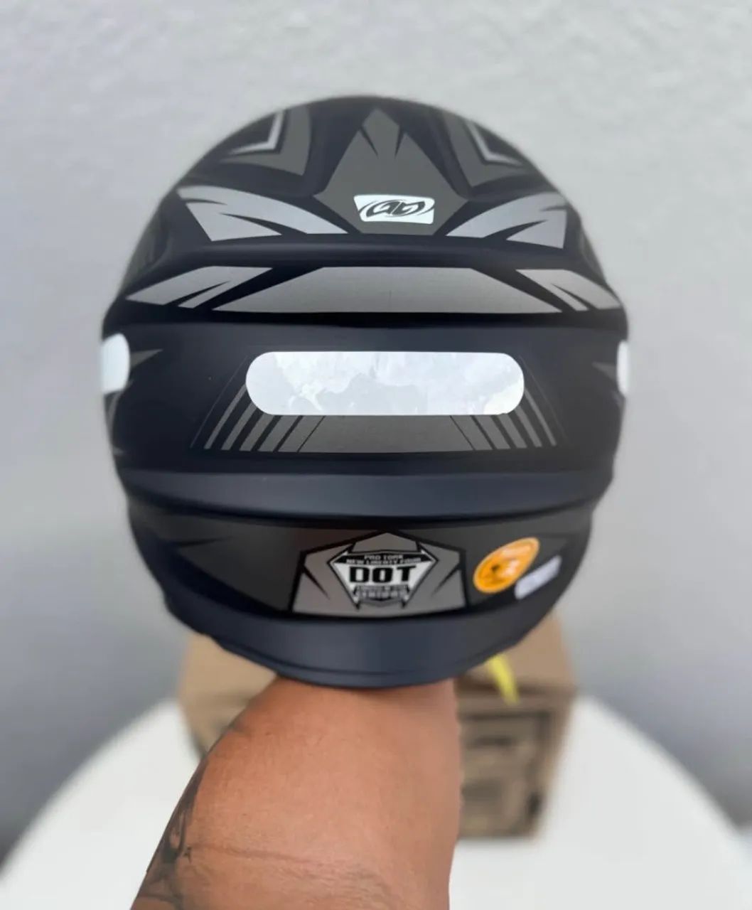 Capacete esportivo r8 - Foto 5