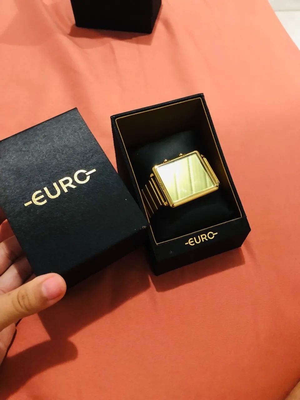 Relógio Euro novo