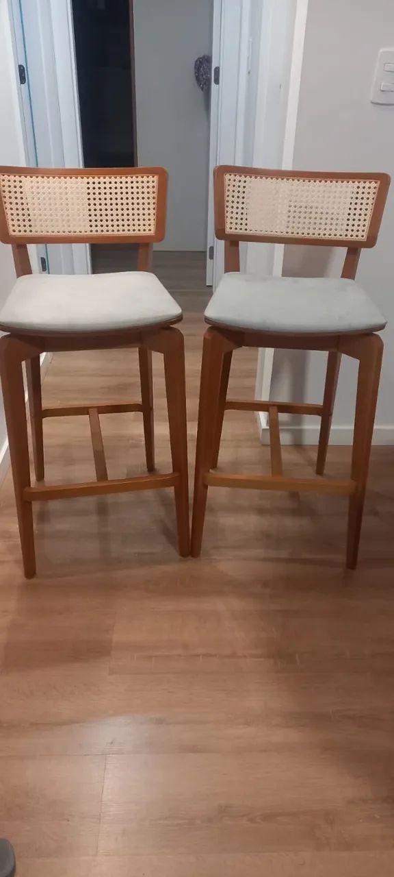 Banqueta alta