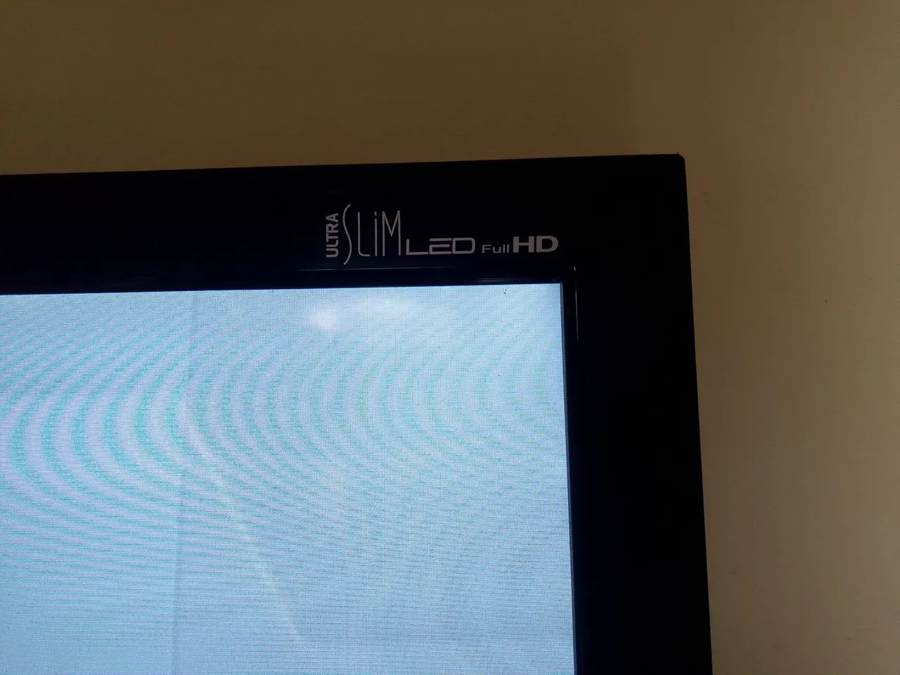 Tv tochiba 40 polegadas ultra slim ful hd - Foto 5