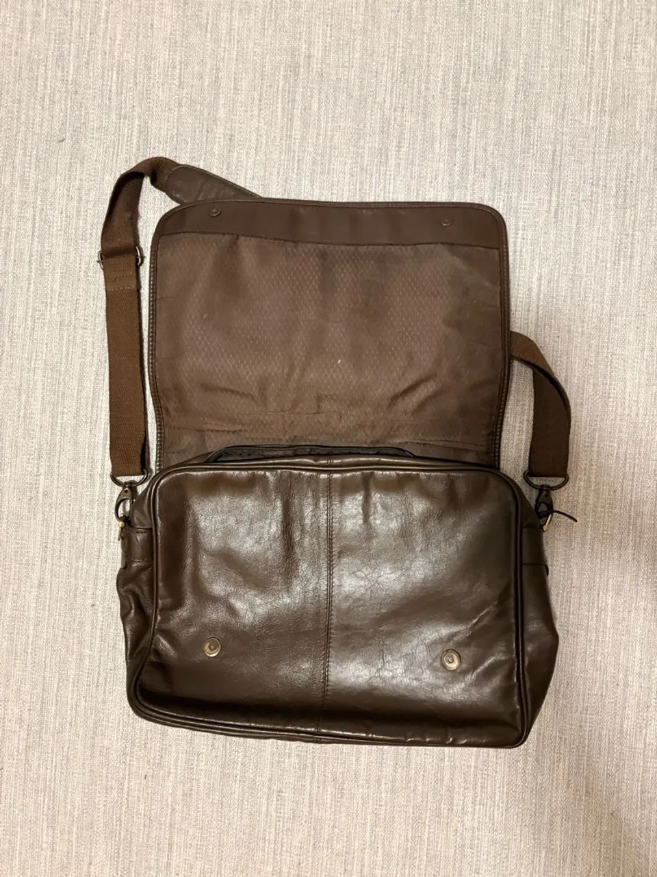 Bolsa de couro estilo carteiro - Foto 2