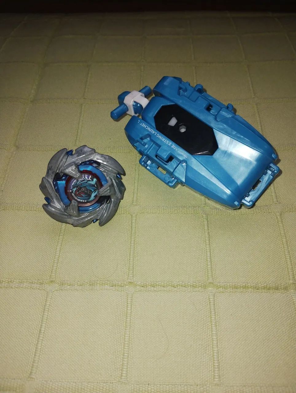 Beyblade x Cobalt dragon 2-60 ciclon