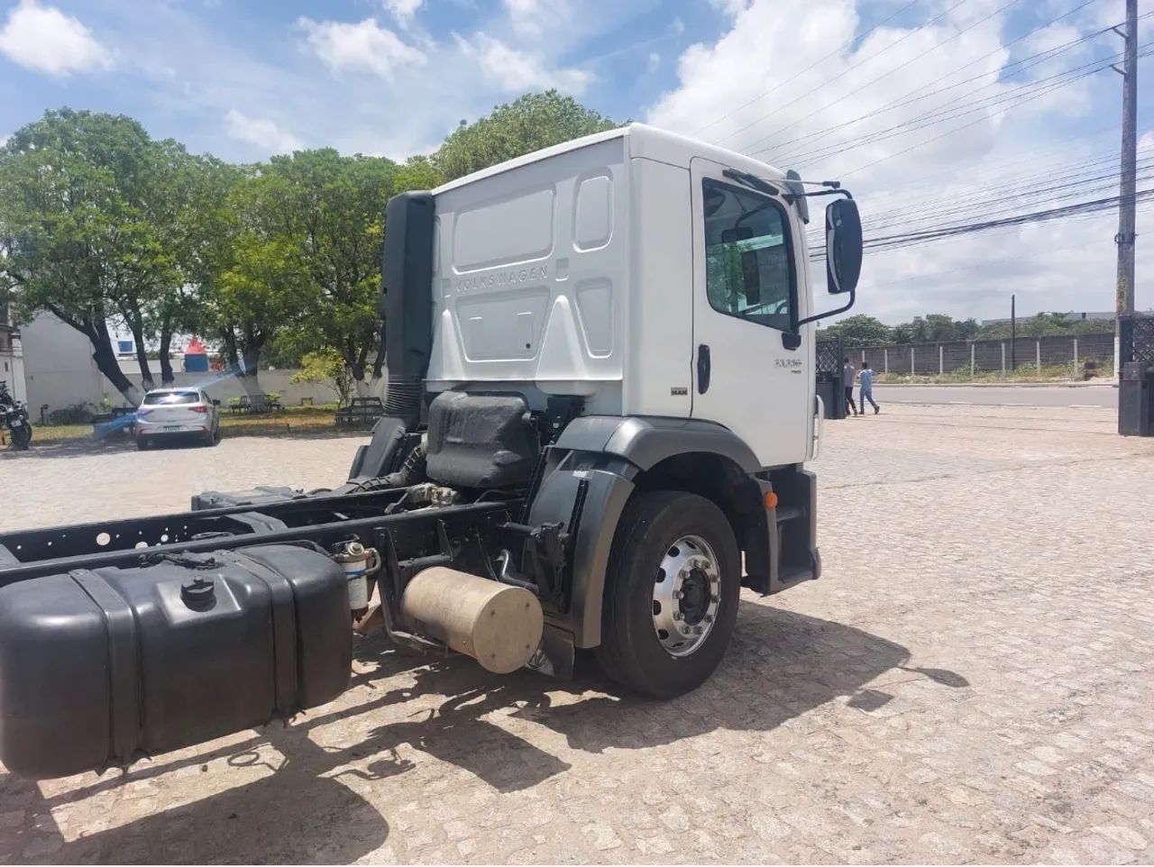 Caminhão Bob 23-230 Completo ( com Ar ) - Foto 4