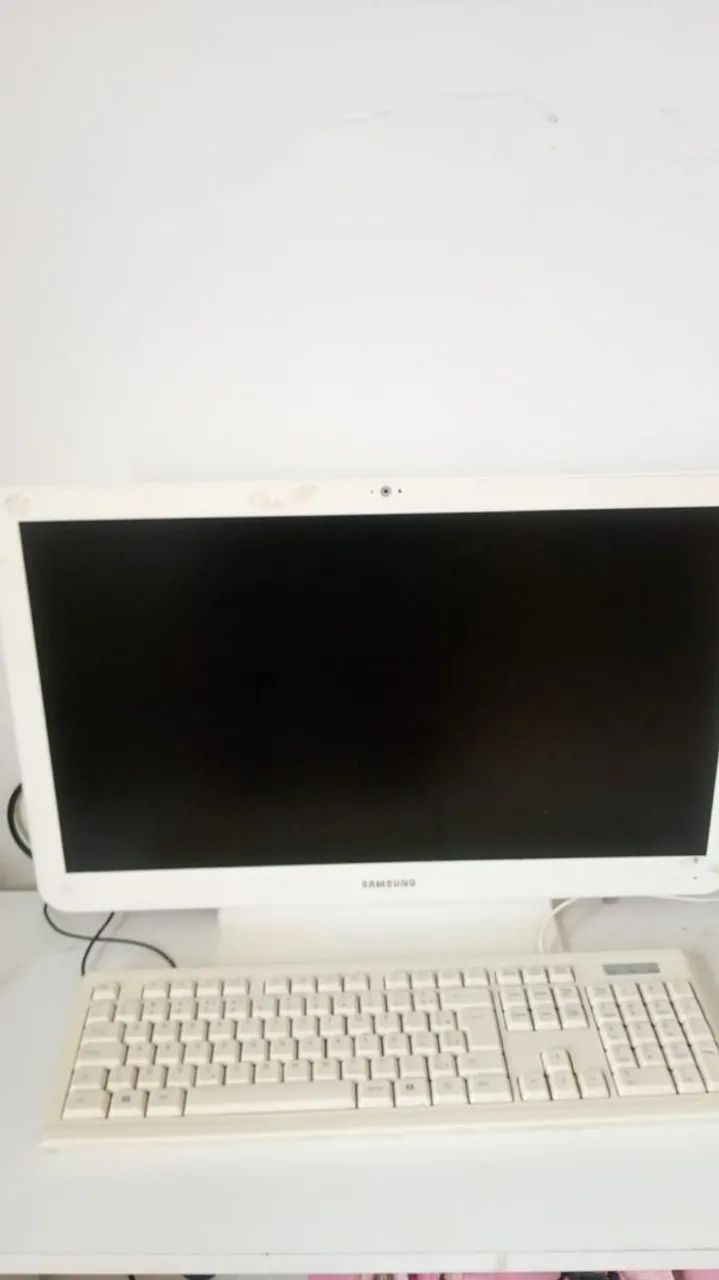Computador Samsung branco completo