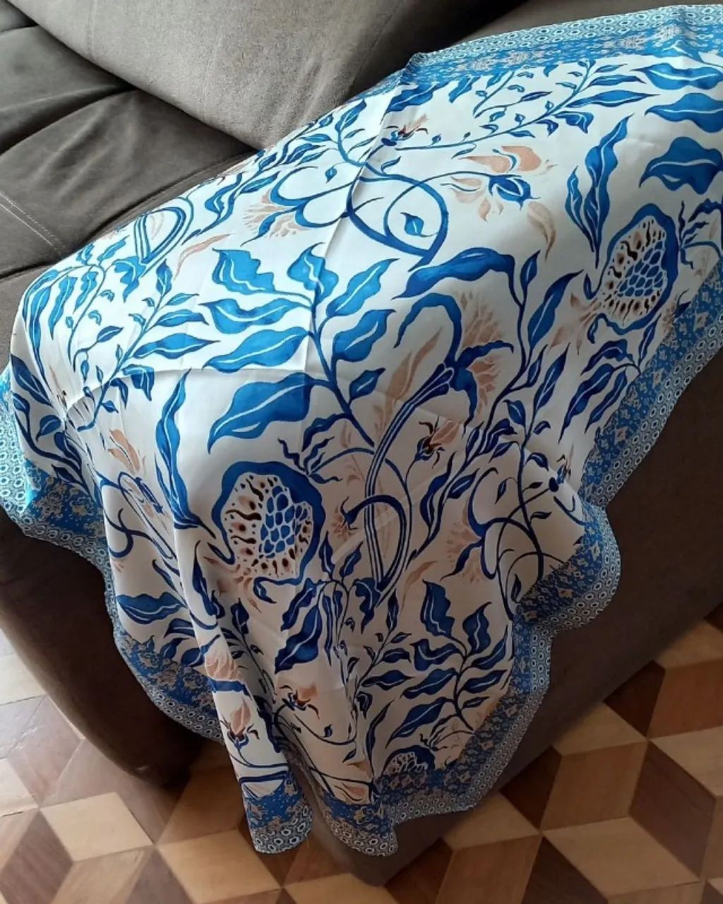 Lenço Quadrado Azul Elegante (novo) - Foto 4