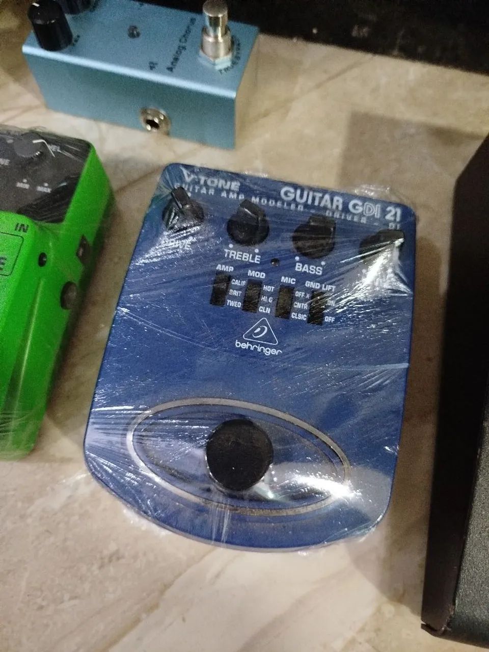 Pedal Behringer gdi 21