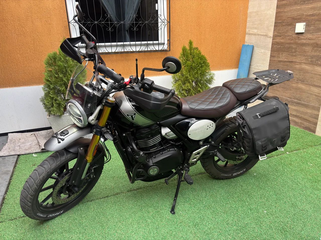 Triumph Scrambler 400x 2025
