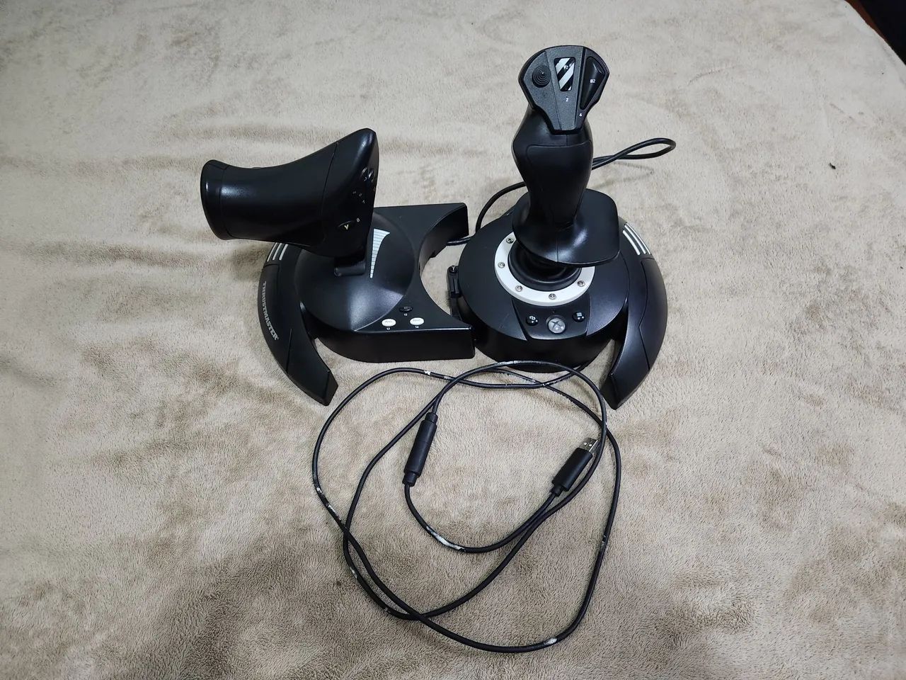 thrustmaster hotas one