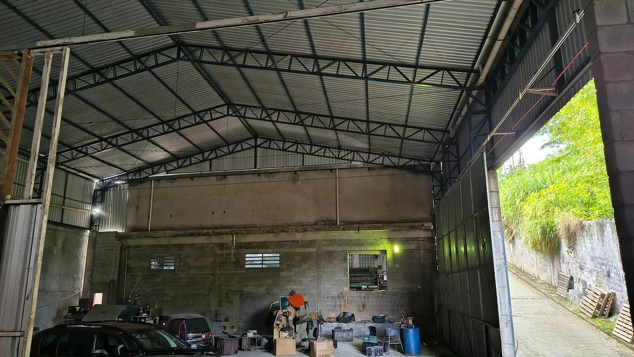 Galpão industrial e armazém em Ferraz de Vasconcelos-com 3.200m². de construção. - Foto 5