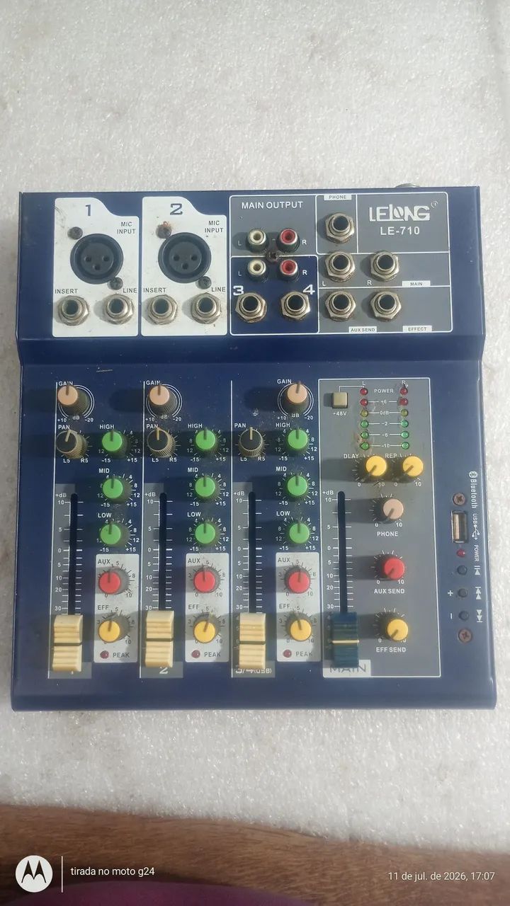 VENDO MESA DE ÁUDIO LELONG PENDRIVE, BLUETOOTH 