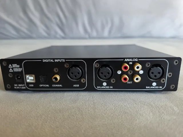 Monolith Desktop Balanced DAC/AMP THX AAA Na Caixa + Cabo Wireworld Chroma - Foto 3