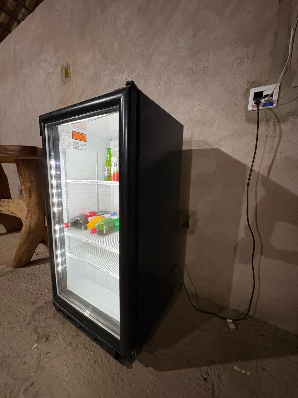 Freezer Expositor Imbera - Red Bull - Foto 3