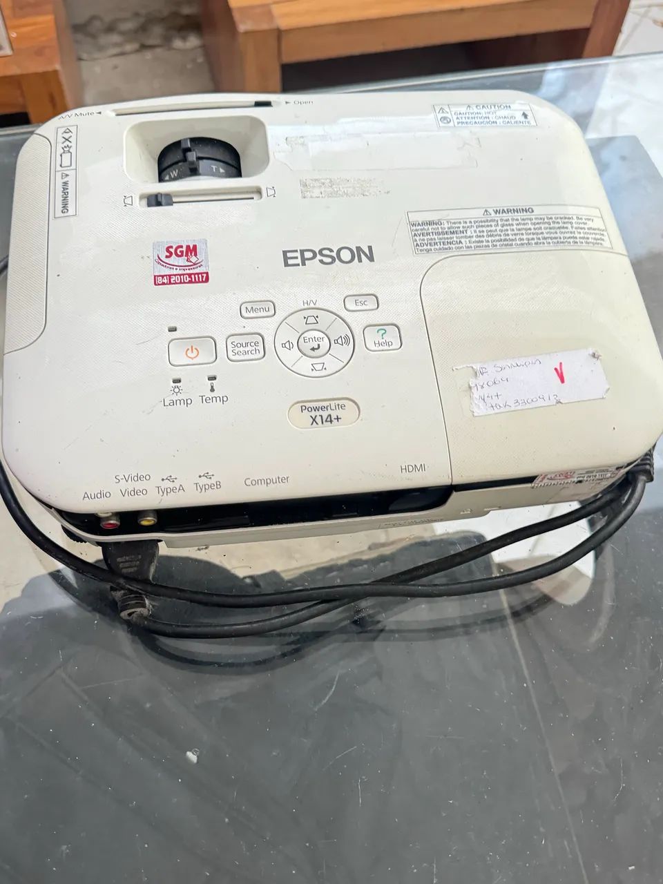 Projetor Epson com defeito 