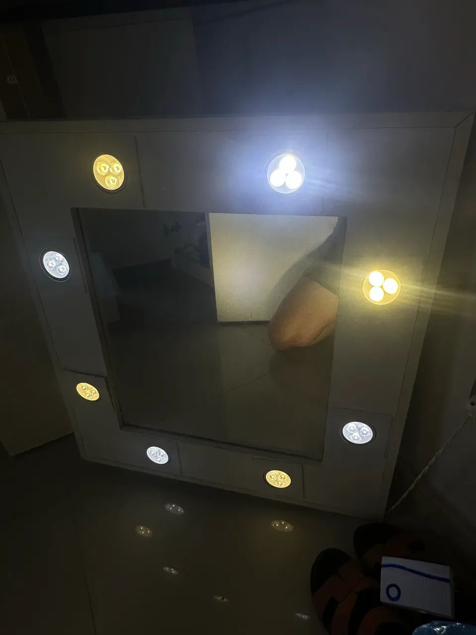 Espelho camarim com luzes 