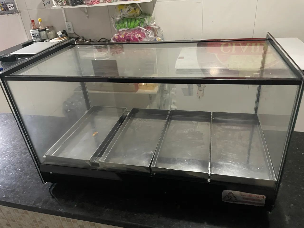 Vendo expositor pra salgados em perfeito estado de conservação. - Foto 2