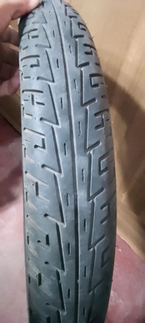 Pneu de moto usado  - Foto 2