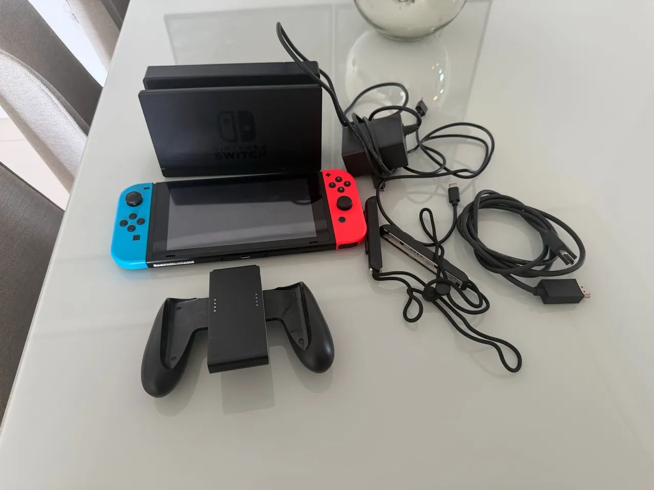 ? NINTENDO SWITCH COMPLETO - TODOS OS ACESSÓRIOS ORIGINAIS! - Foto 2