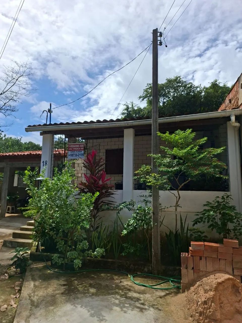 Vendo ou troco casa em Ipioca 