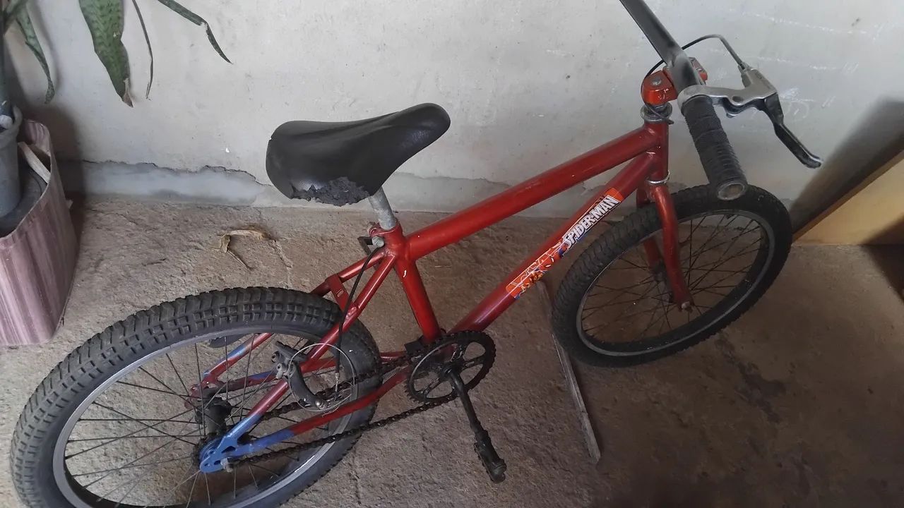 Bicicleta usada para reforma