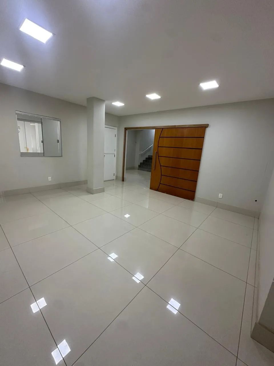 Aluga-se Conjunto de 5 salas comerciais com 219m2 no EDIFÍCIO PAES DE ANDRADE, SIA TRECHO  - Foto 2