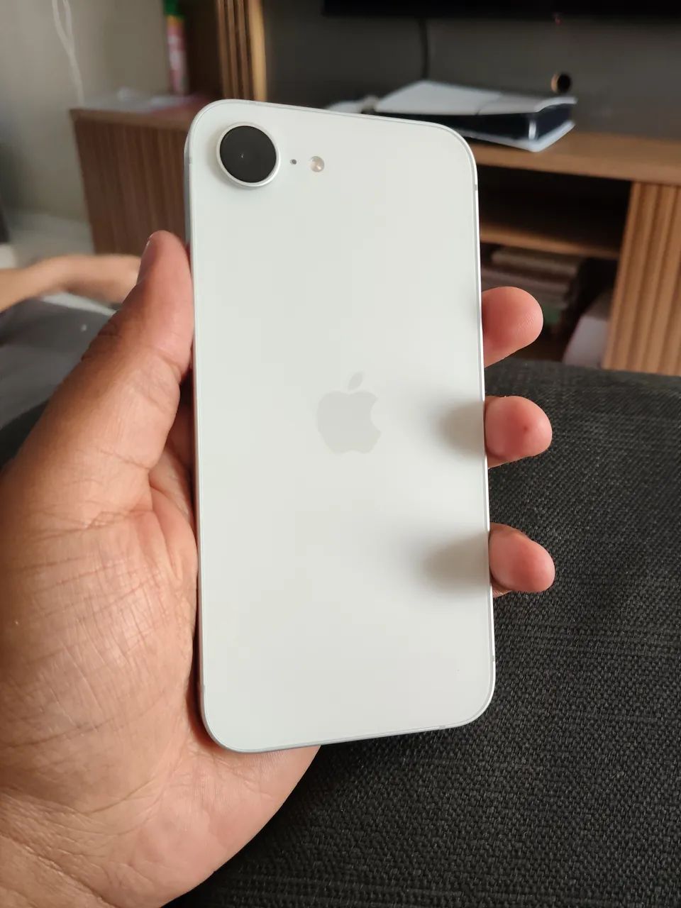 Vende-se iPhone 16e - Foto 2