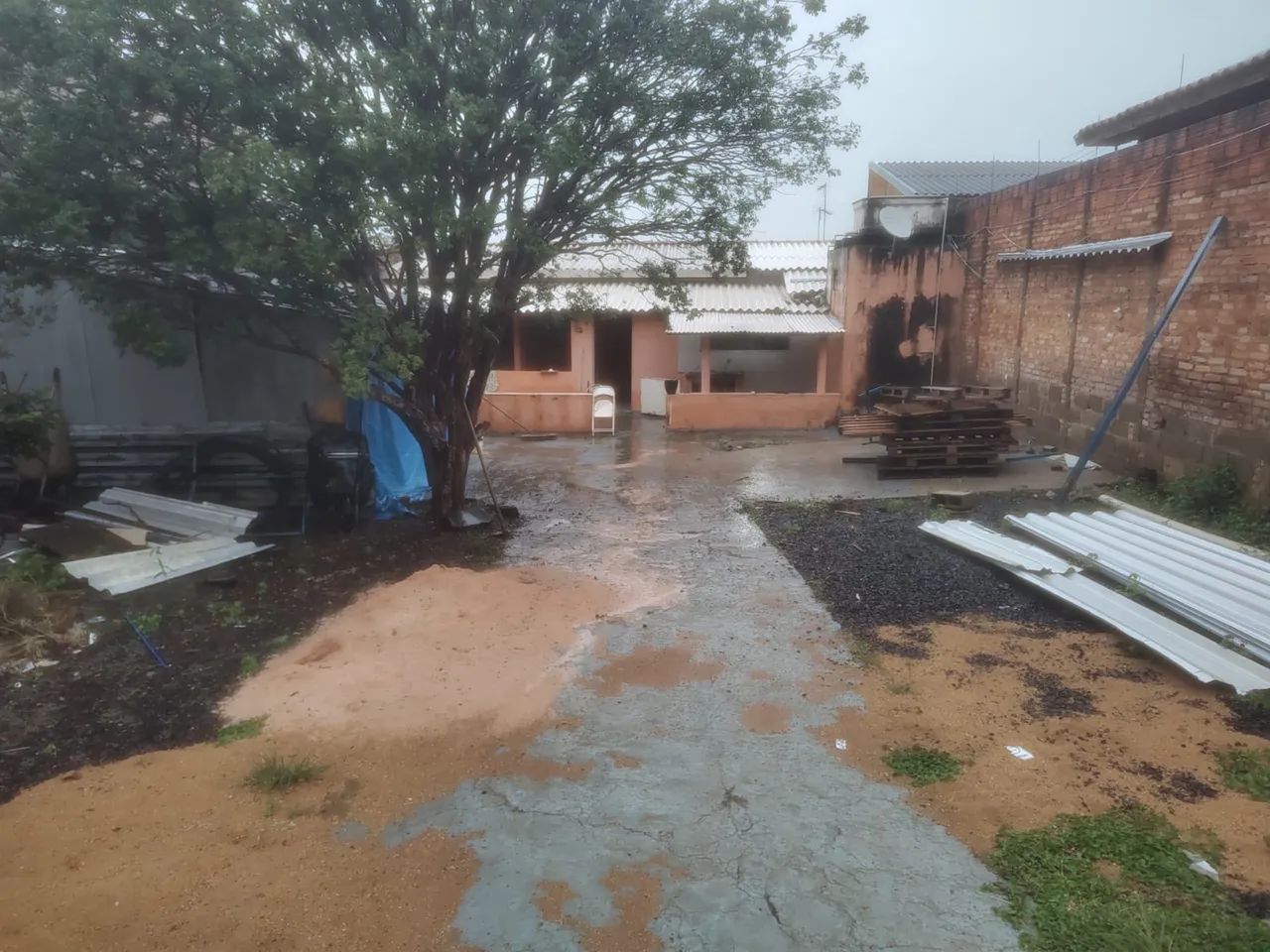 Edícula terreno 300 metros  - Foto 4