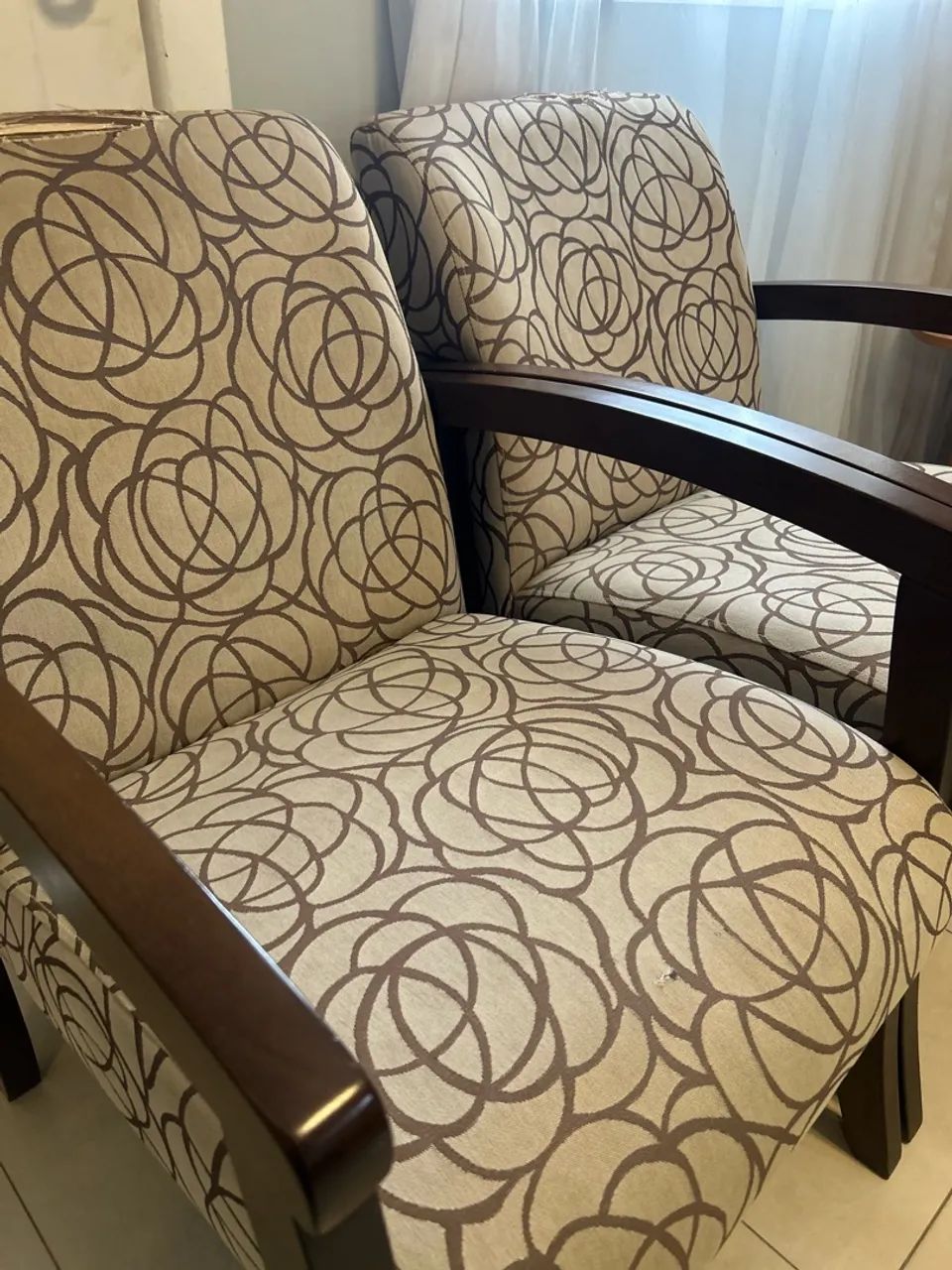 Jogo com 2 poltronas p/ sala - Foto 3