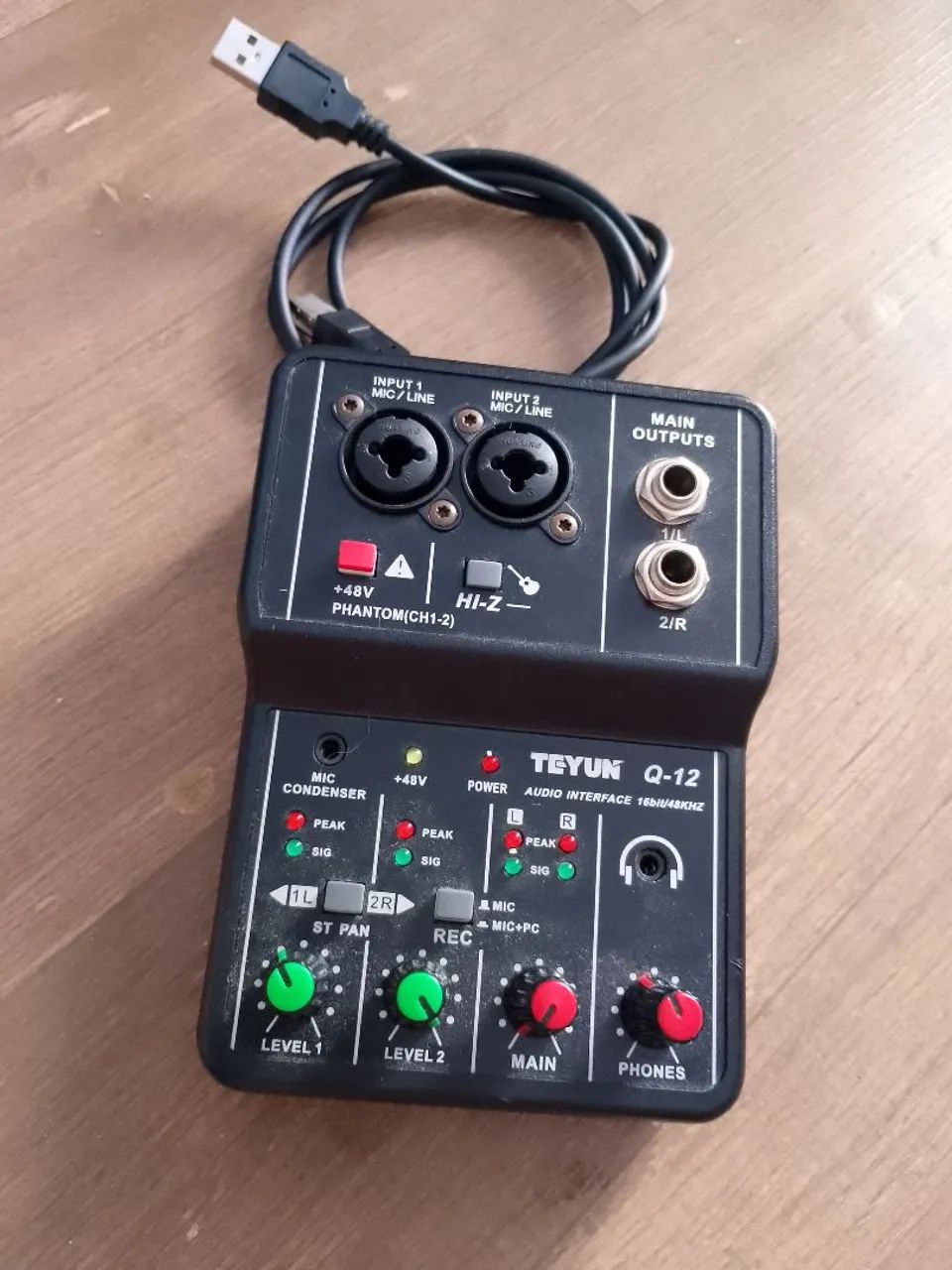 Mesa de som/Interface de áudio Teyun Q-12