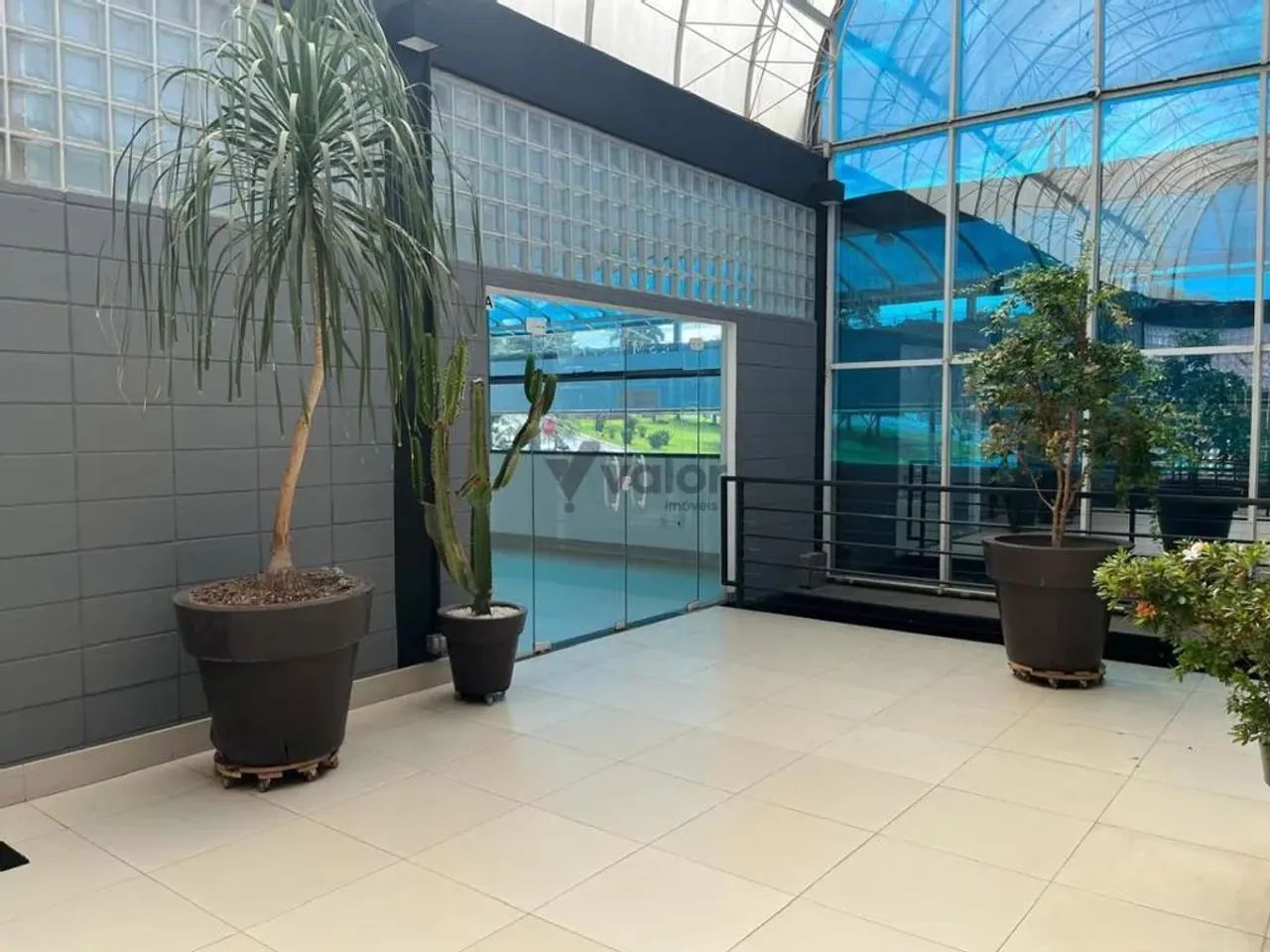 Sala para alugar em Campinas, Loteamento Alphaville Campinas, com 64 m² - Foto 2