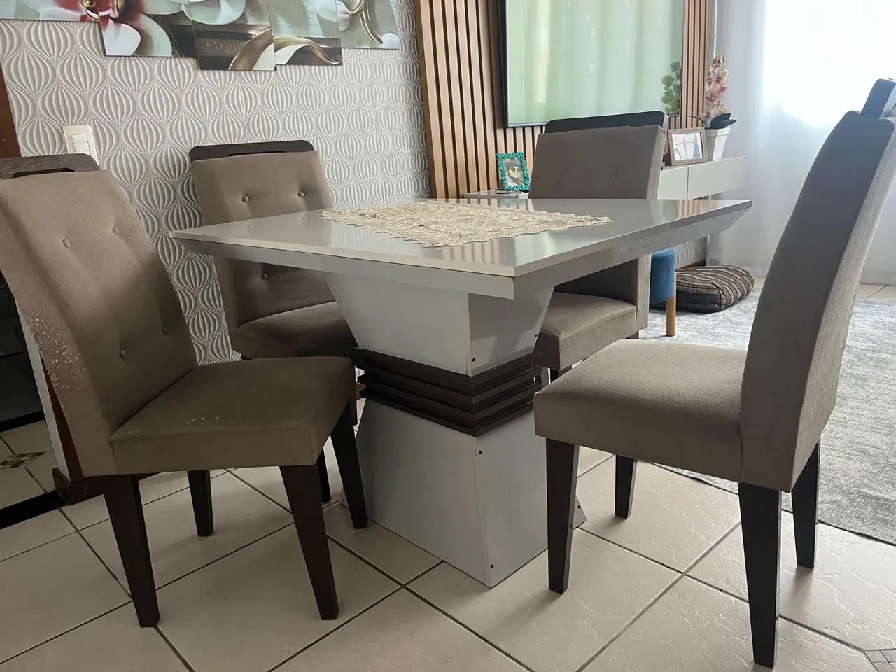Mesa c 4 cadeiras