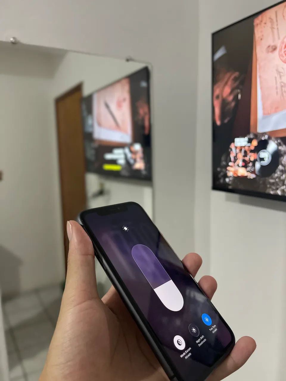 iPhone 11 muito novo - Foto 2