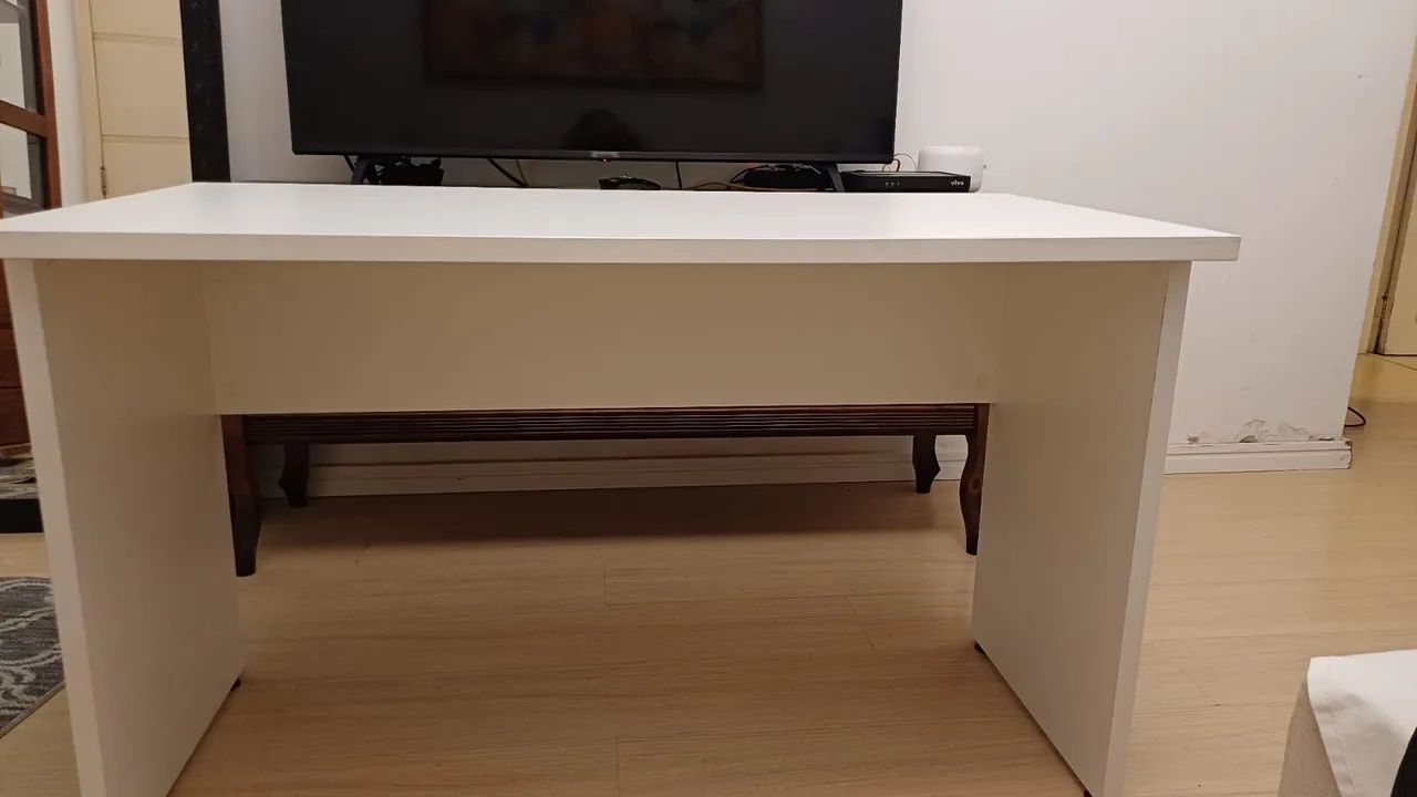 Escrivaninha Branca em MDF  - Foto 2