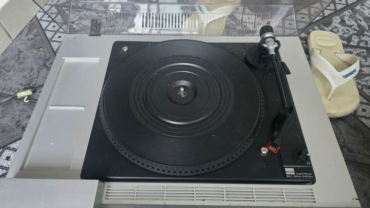 Vitrola Philco Hitachi