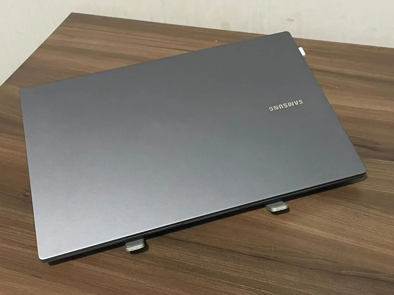 Samsung Book 4 - Excelente Estado + BRINDE - Foto 2