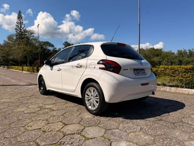 Peugeot 208 Active Pack 1.2 Flex 12V 5P Mec. 2017 - Foto 5