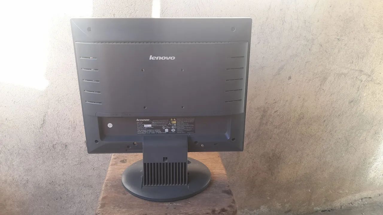 Monitor VGA usado - Foto 2