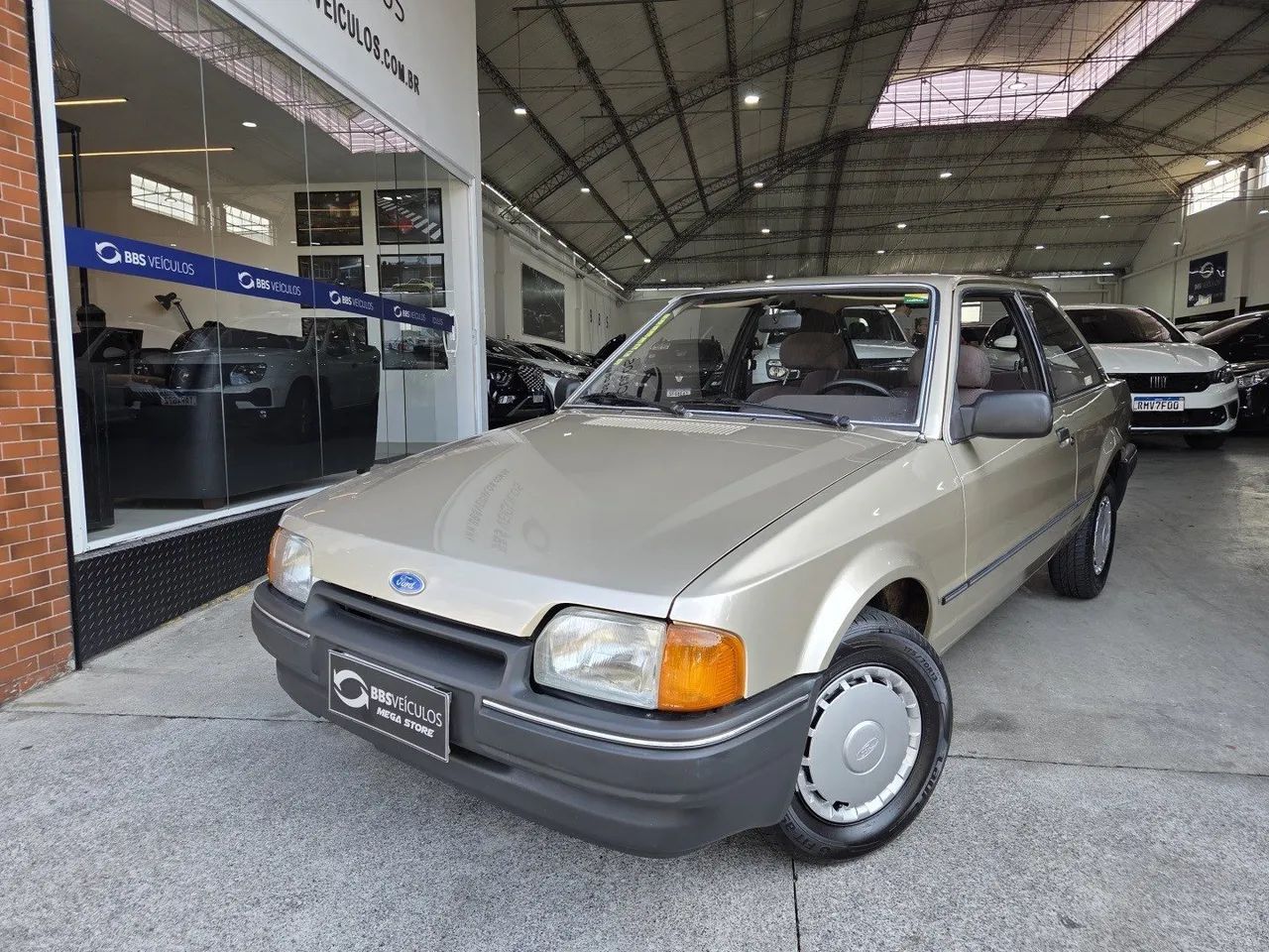 Ford Escort GL 1.6i / 1.6 (álcool) 1988