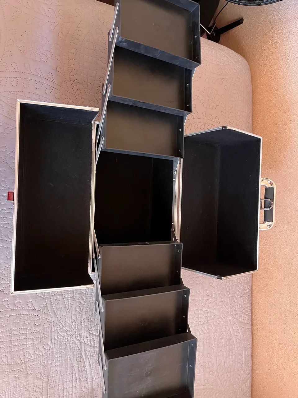 Maleta de maquiagem  - Foto 5