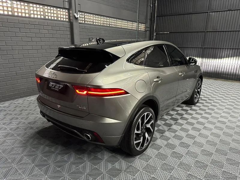 Jaguar E-Pace 2.0 AWD 249cv Aut. 2019 - Foto 4