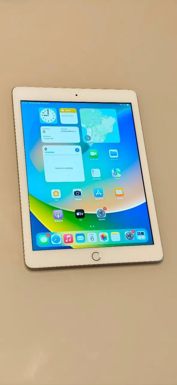 iPad 5a Geração 32GB Branco - Ótimo Estado para vender logo