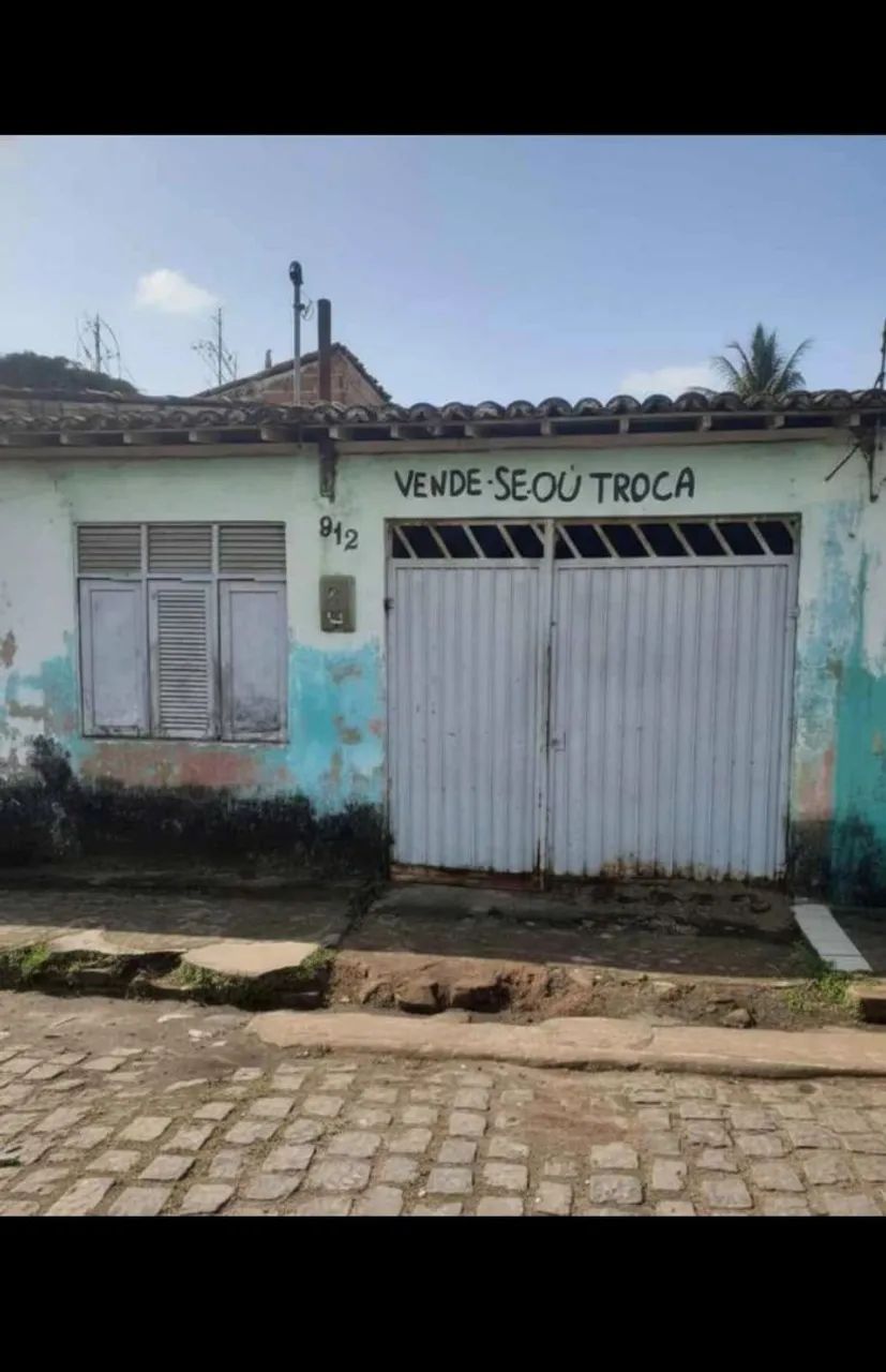 Casa em Felipe camarão 