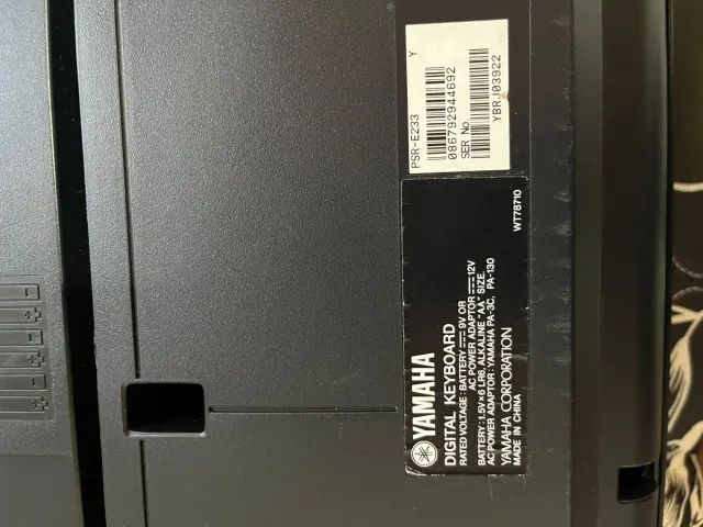 Teclado digital Yamaha PSR E233 - Foto 4